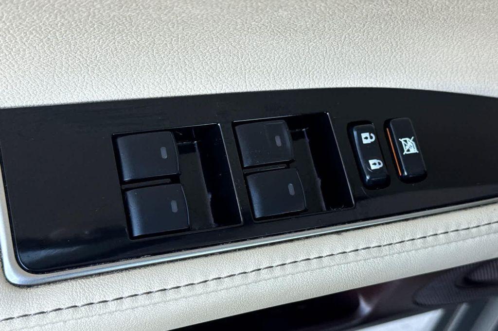 used 2018 Lexus ES 350 car, priced at $20,999