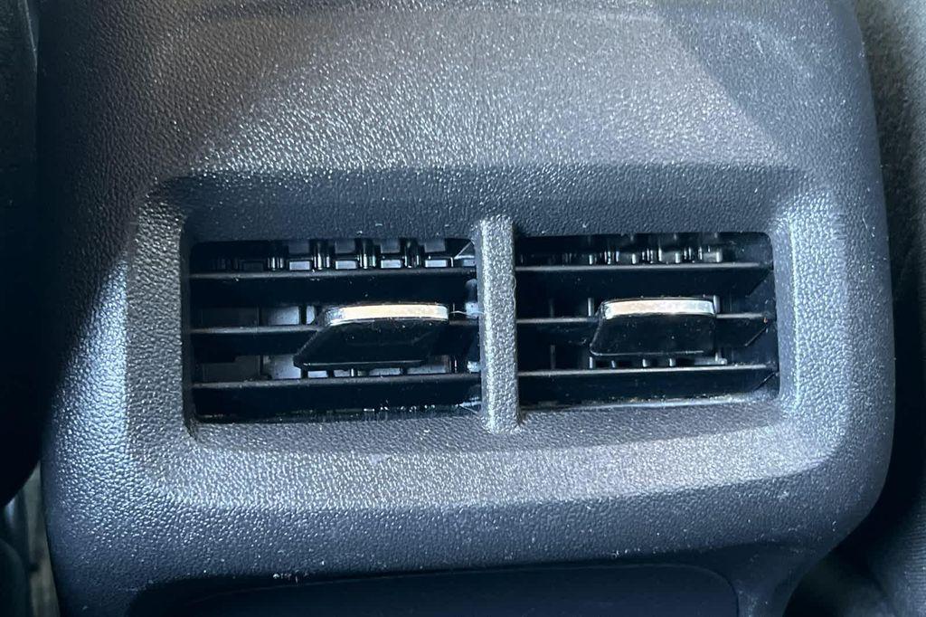 used 2020 Chevrolet Equinox car, priced at $19,084