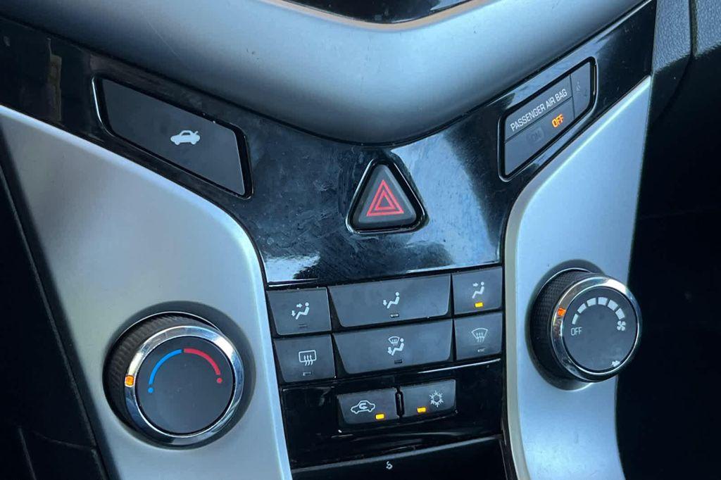 used 2016 Chevrolet Cruze Limited car, priced at $7,999