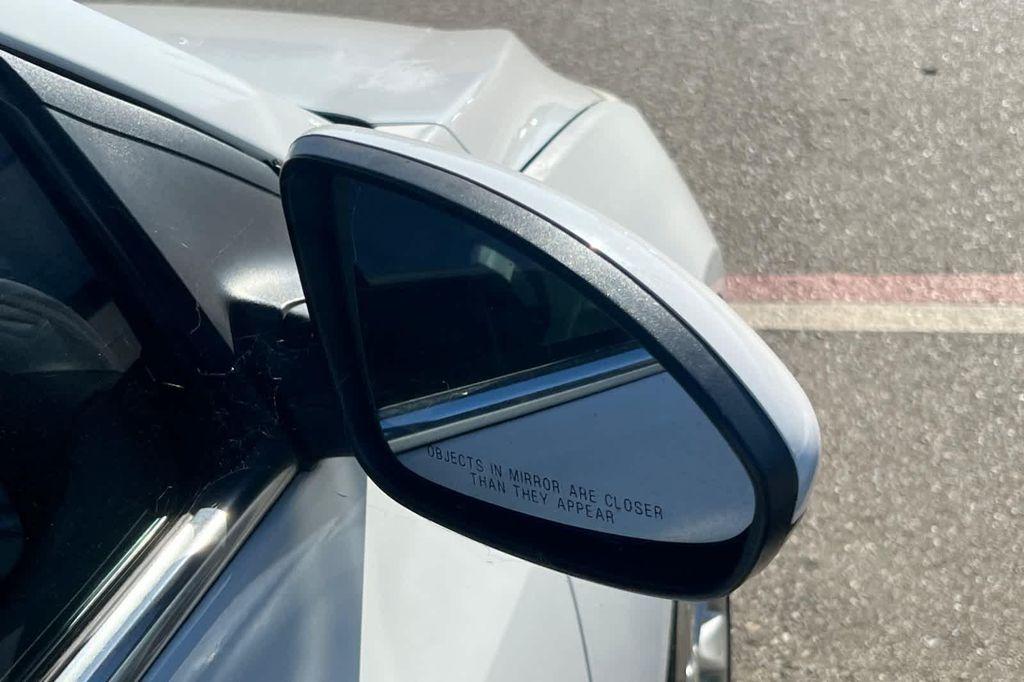 used 2014 Chevrolet Cruze car, priced at $8,999