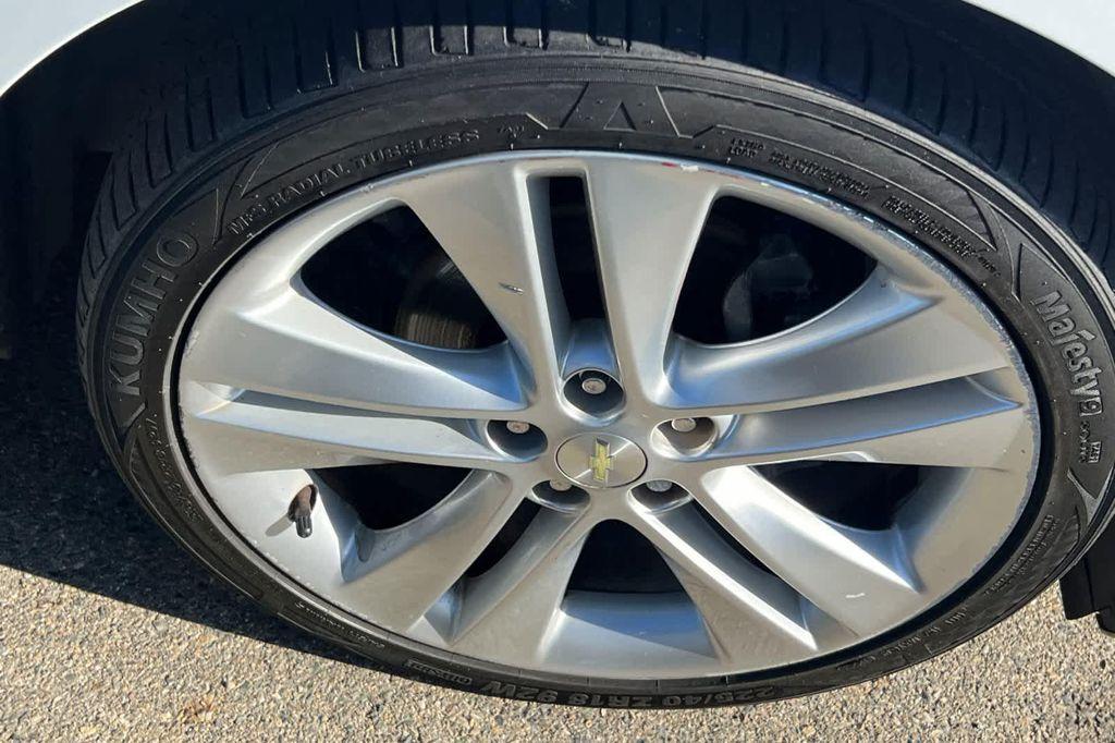 used 2014 Chevrolet Cruze car, priced at $8,999