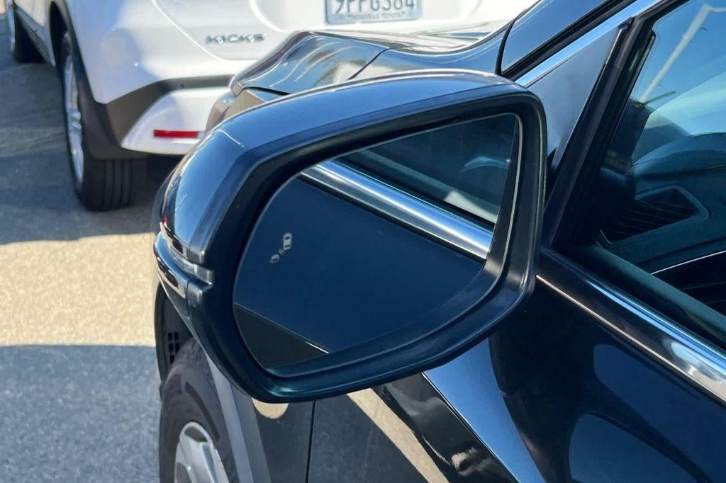 used 2018 Honda CR-V car, priced at $16,999