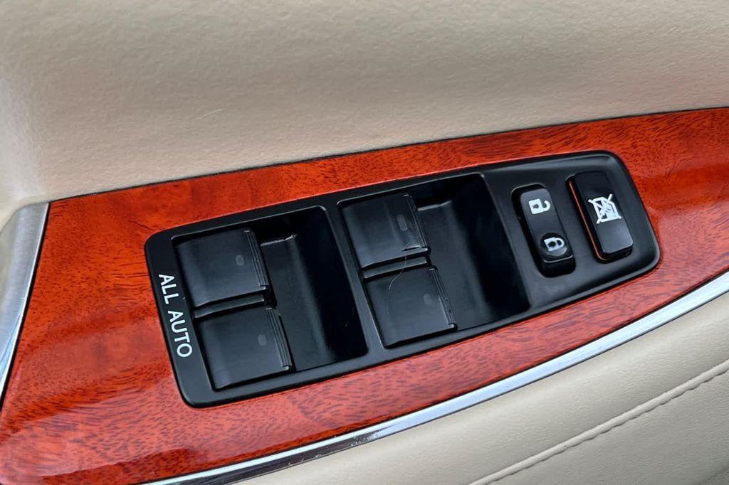 used 2010 Lexus ES 350 car, priced at $11,999