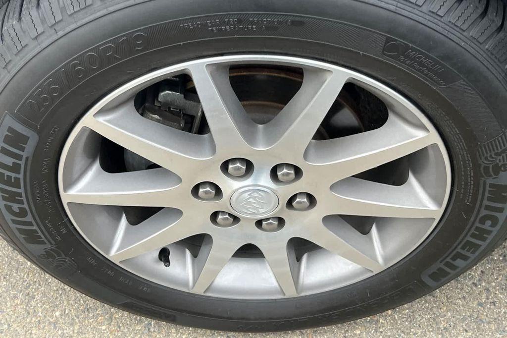 used 2015 Buick Enclave car, priced at $13,999