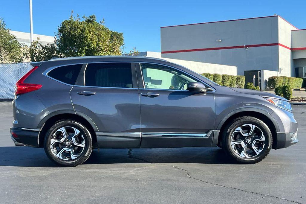 used 2017 Honda CR-V car, priced at $15,977