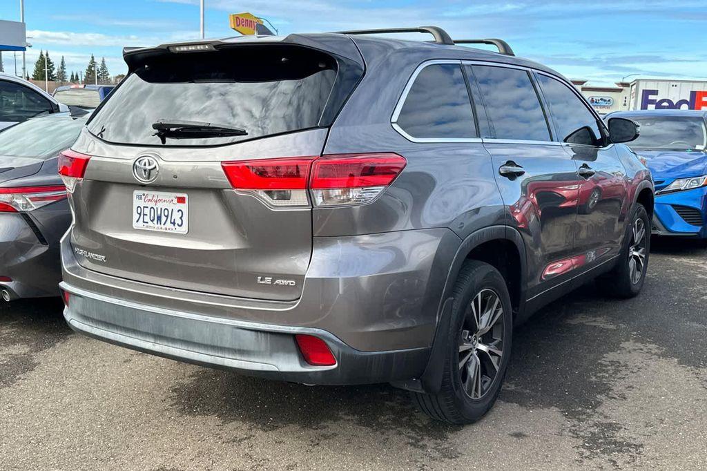used 2019 Toyota Highlander car, priced at $23,999