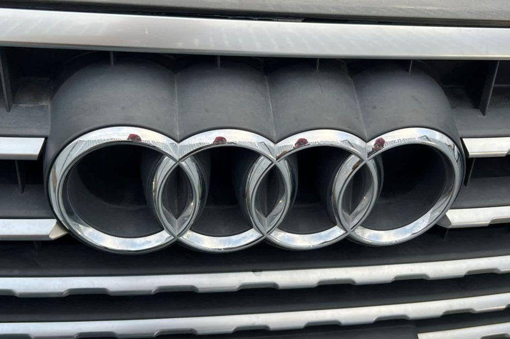 used 2017 Audi Q7 car, priced at $14,999
