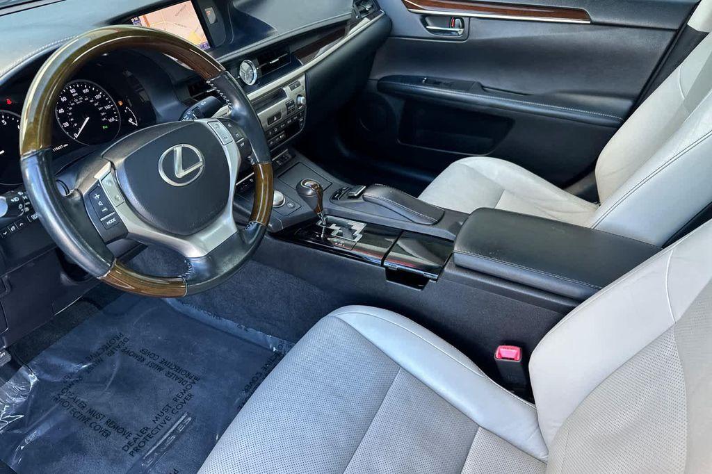 used 2013 Lexus ES 350 car, priced at $15,999