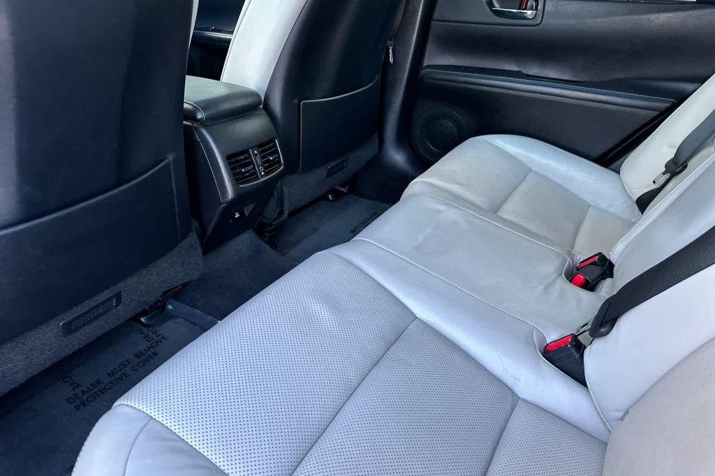 used 2013 Lexus ES 350 car, priced at $15,999