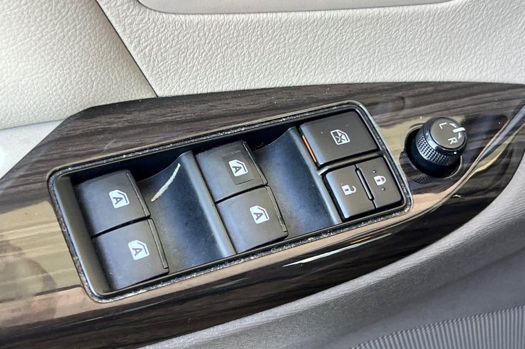 used 2018 Toyota Sienna car, priced at $23,999
