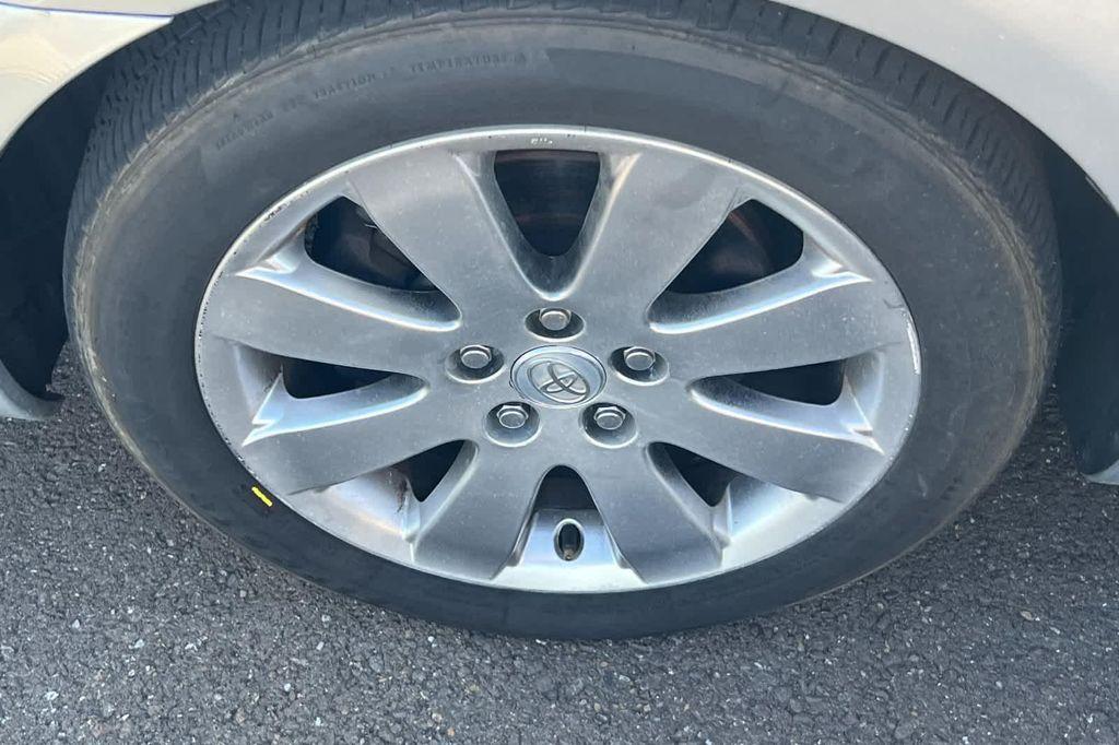 used 2005 Toyota Avalon car, priced at $8,999
