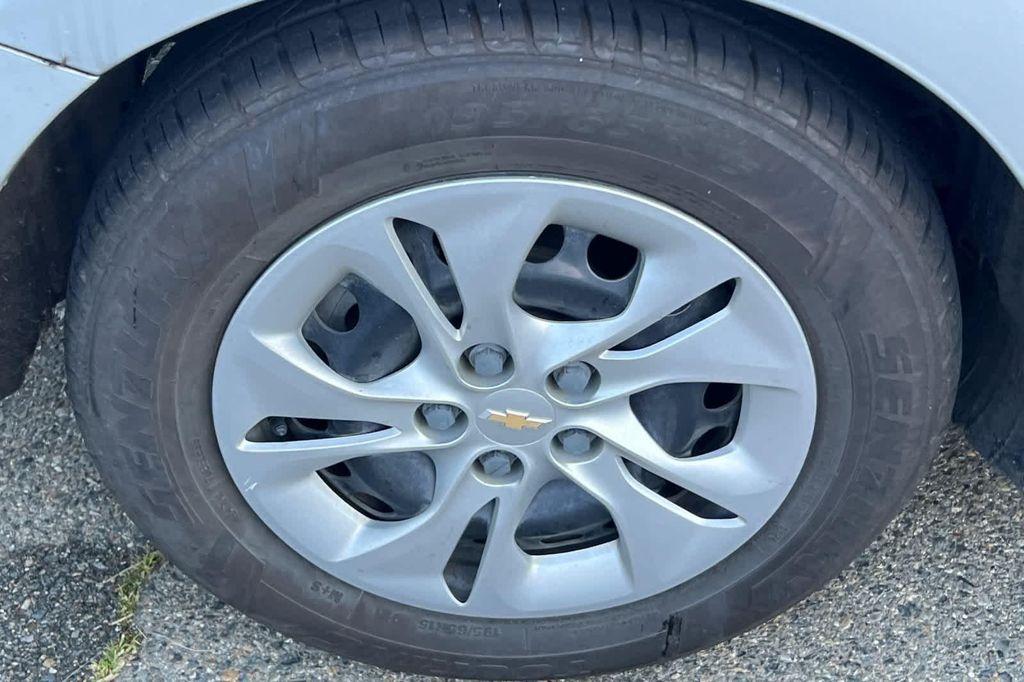 used 2019 Chevrolet Cruze car, priced at $10,999