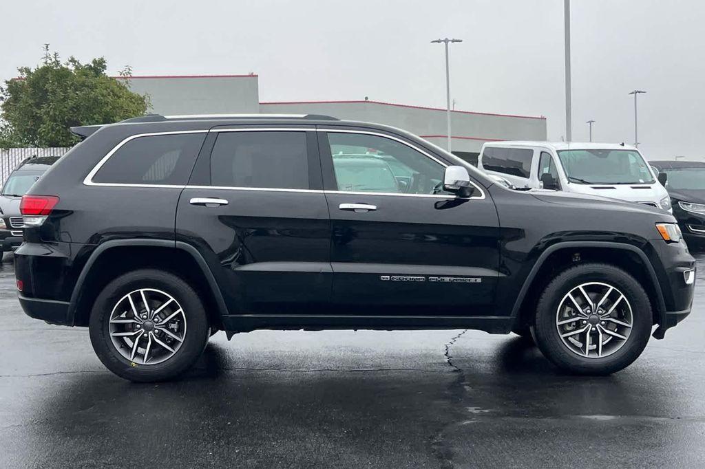used 2022 Jeep Grand Cherokee car, priced at $26,999