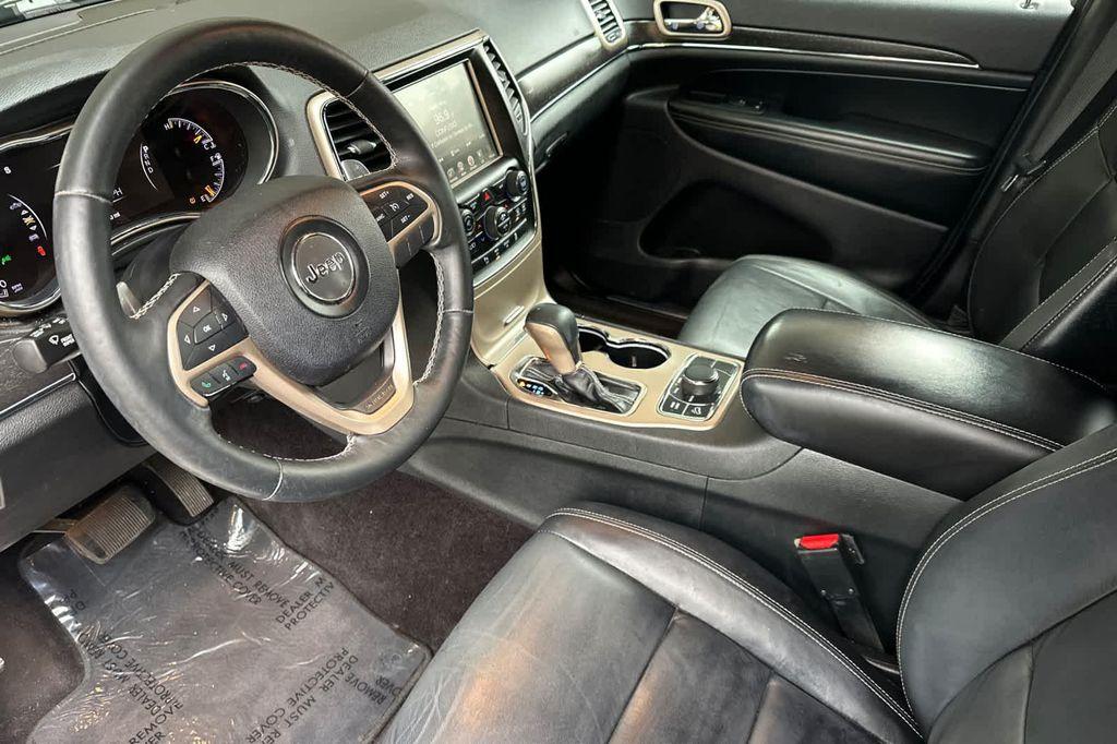 used 2017 Jeep Grand Cherokee car, priced at $16,777