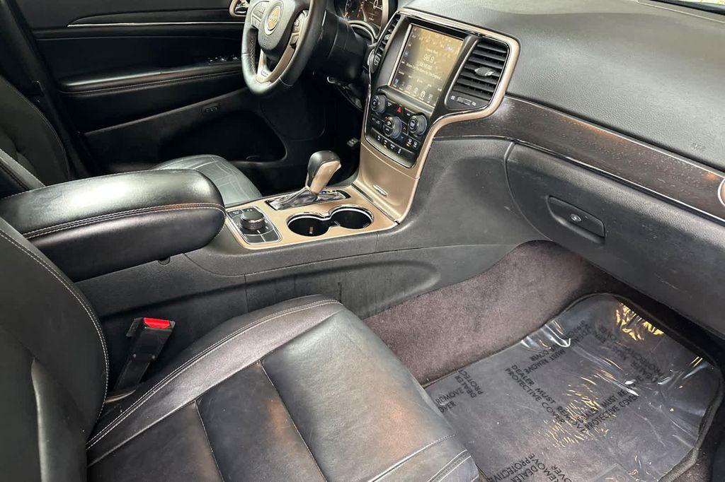 used 2017 Jeep Grand Cherokee car, priced at $16,777