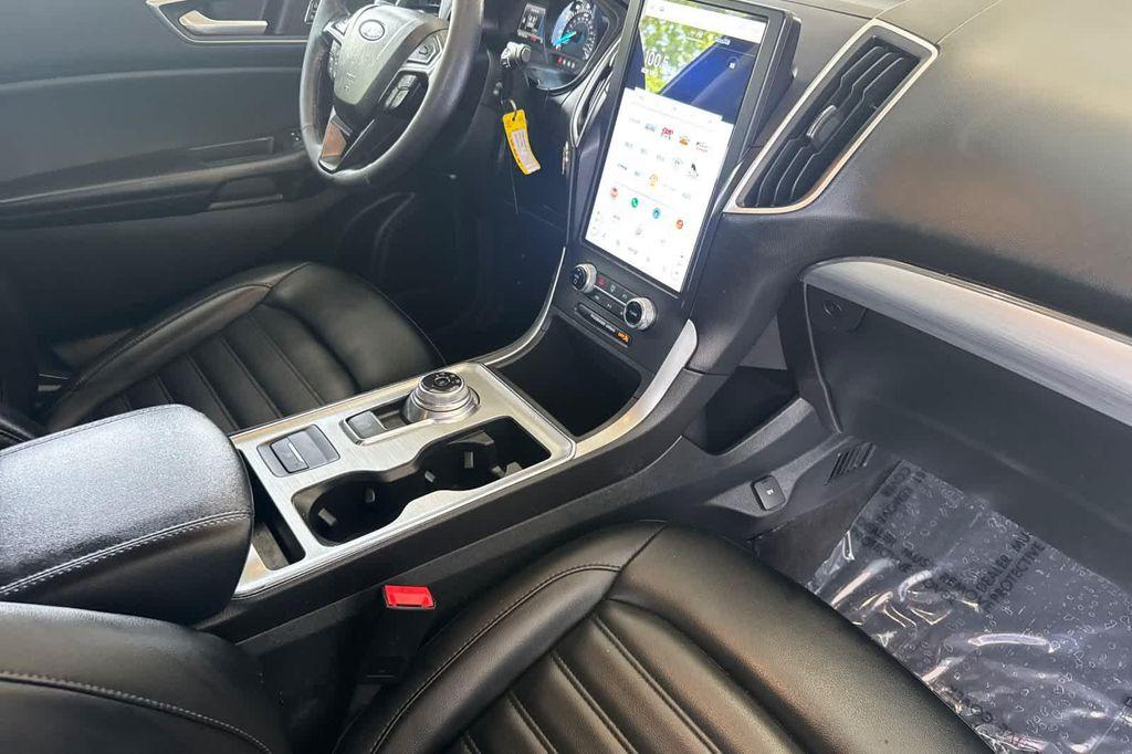 used 2022 Ford Edge car, priced at $19,999