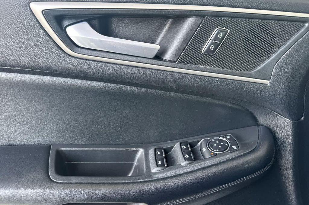 used 2022 Ford Edge car, priced at $19,999