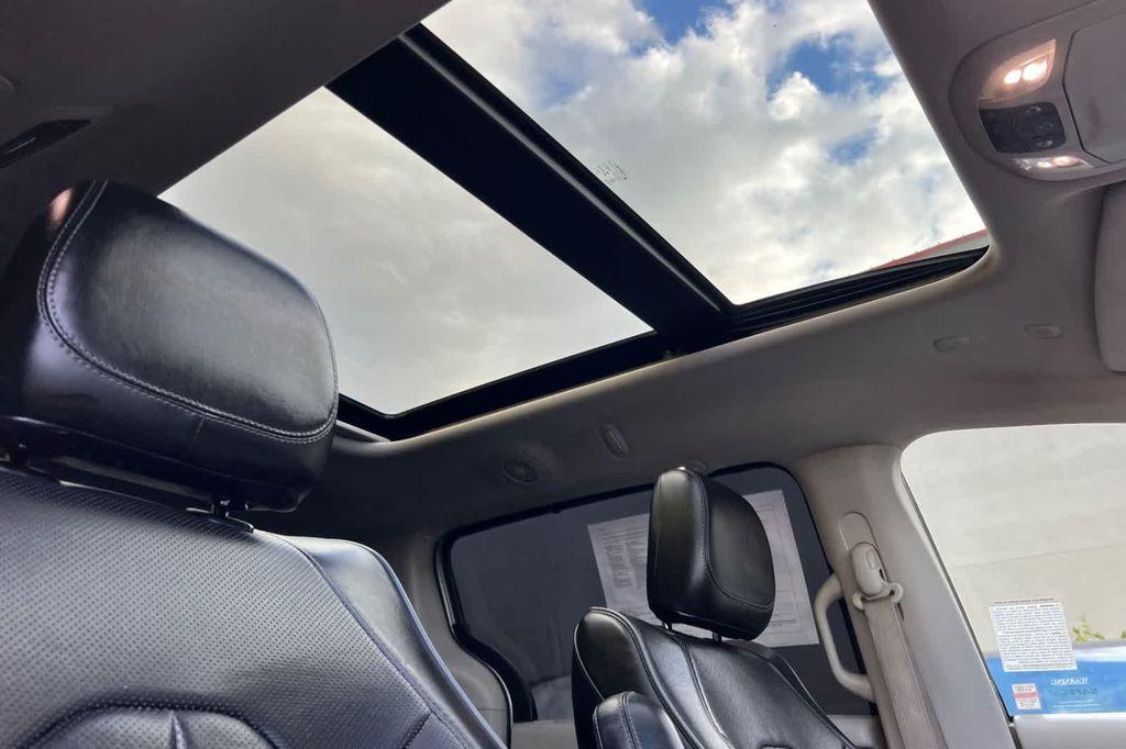 used 2020 Chrysler Pacifica car, priced at $18,977