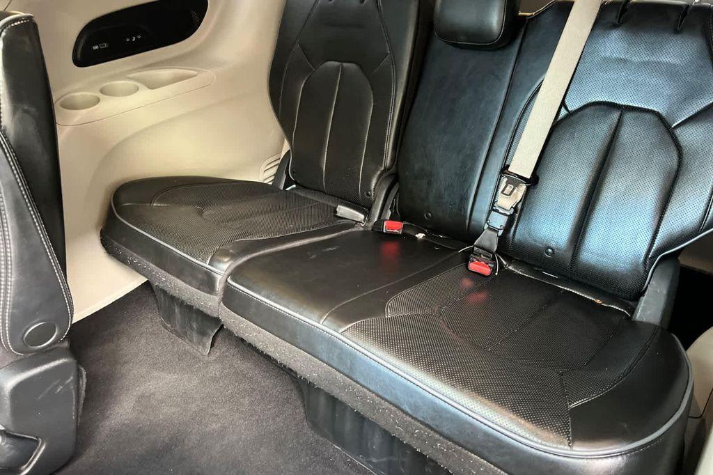 used 2020 Chrysler Pacifica car, priced at $18,977