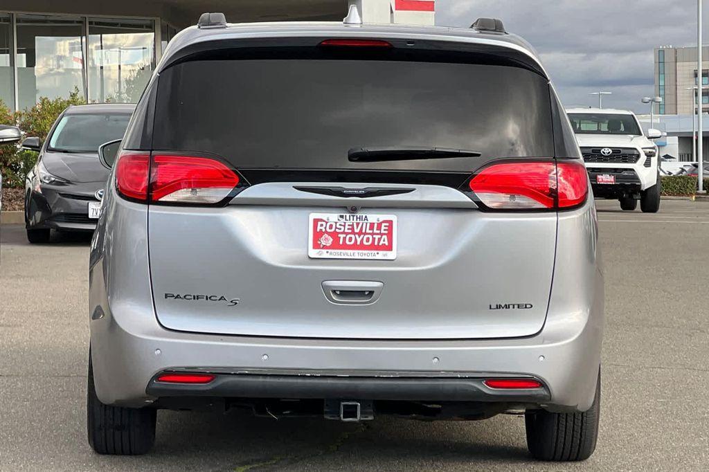 used 2020 Chrysler Pacifica car, priced at $18,977