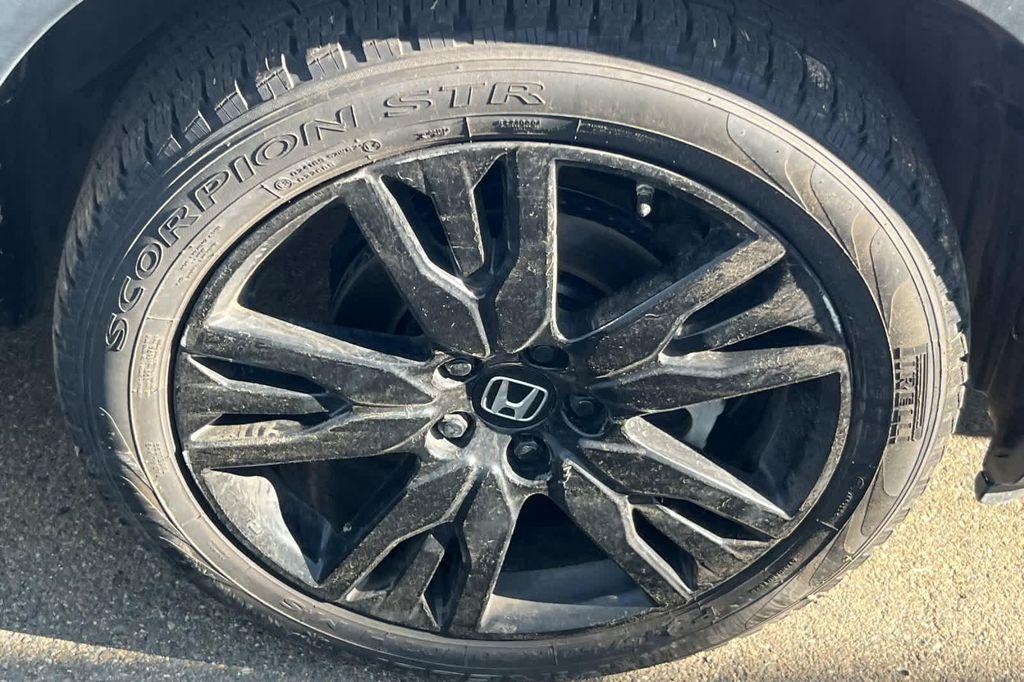 used 2021 Honda Pilot car, priced at $34,084