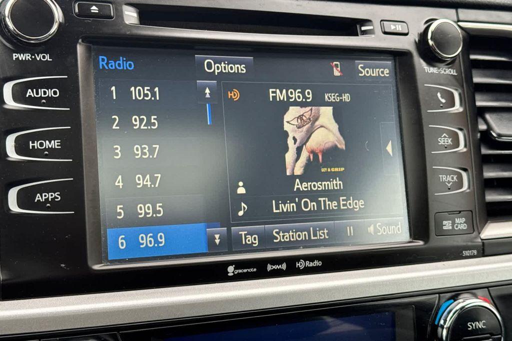 used 2017 Toyota Highlander car, priced at $17,999