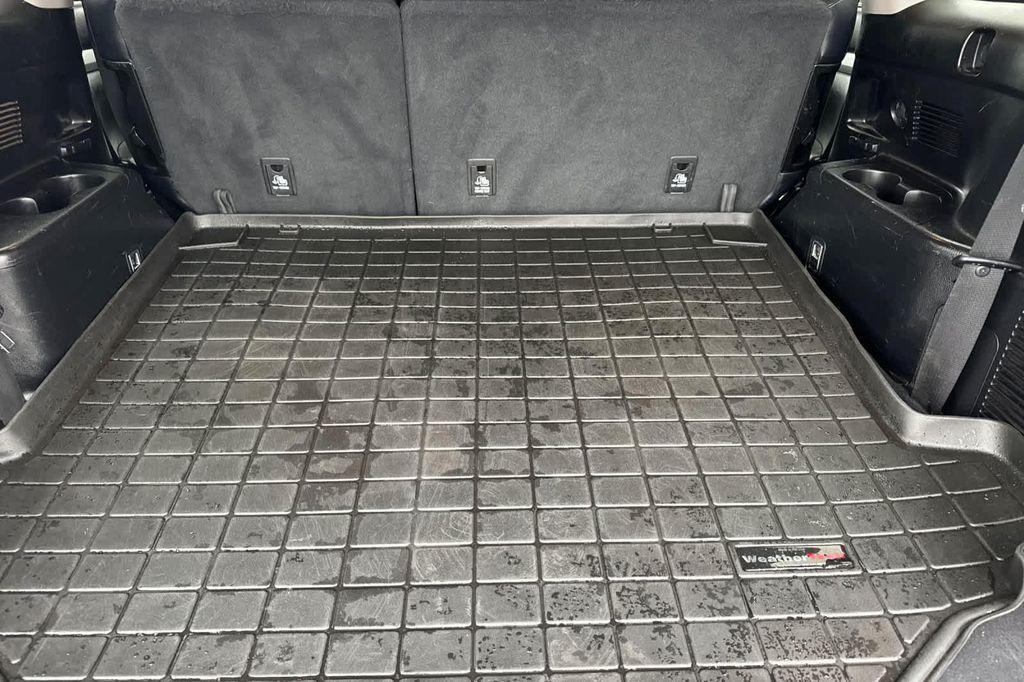 used 2017 Toyota Highlander car, priced at $17,999