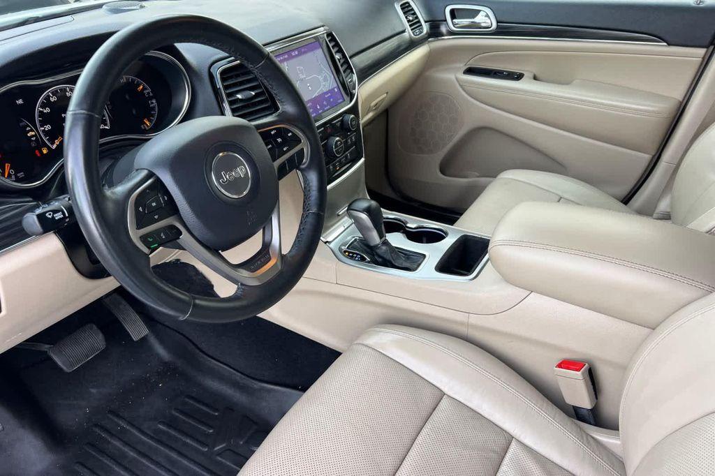 used 2019 Jeep Grand Cherokee car, priced at $15,999