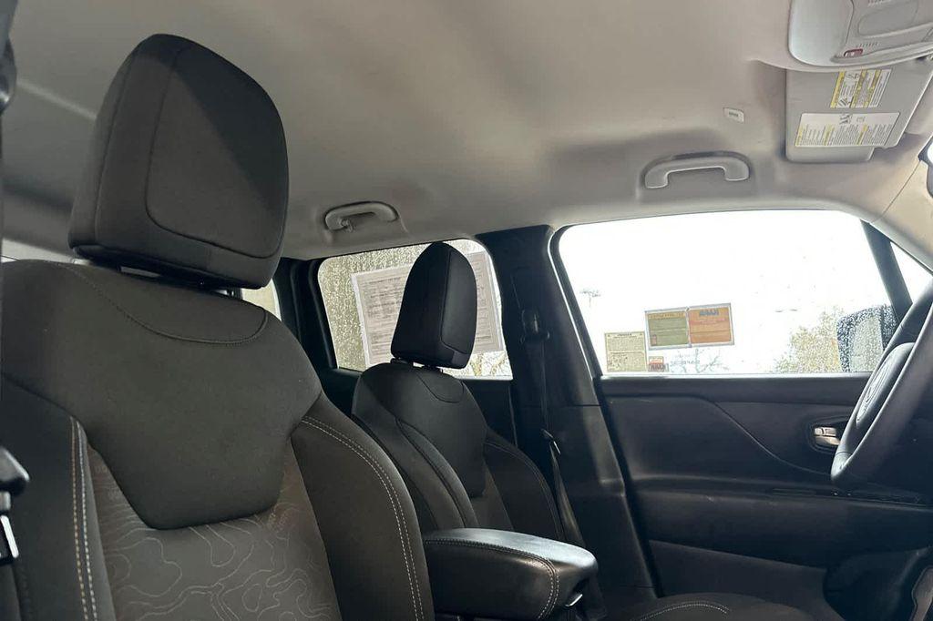 used 2023 Jeep Renegade car, priced at $15,977
