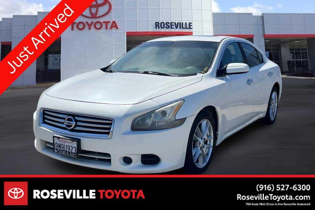 used 2014 Nissan Maxima car, priced at $7,999