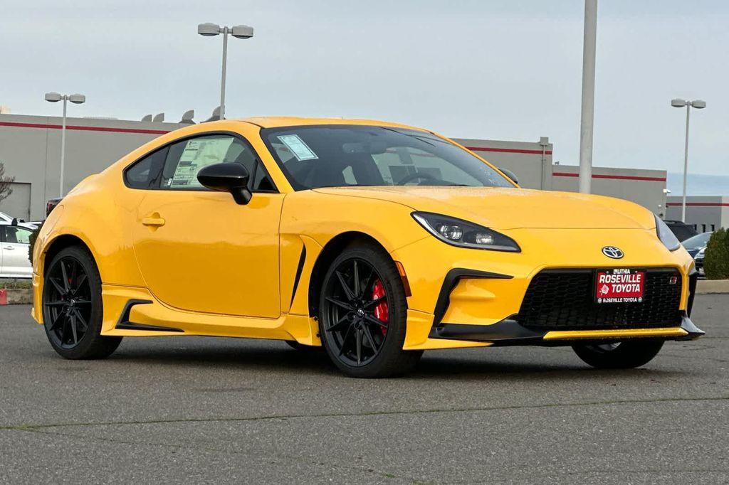 new 2026 Toyota GR86 car, priced at $40,949