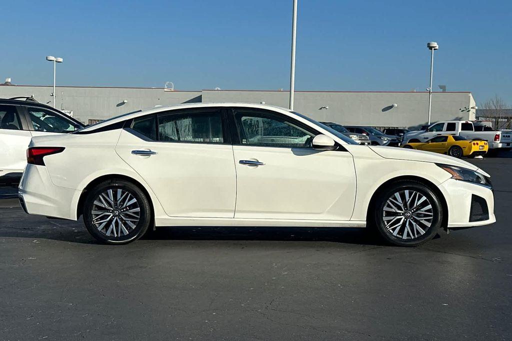 used 2023 Nissan Altima car, priced at $18,977