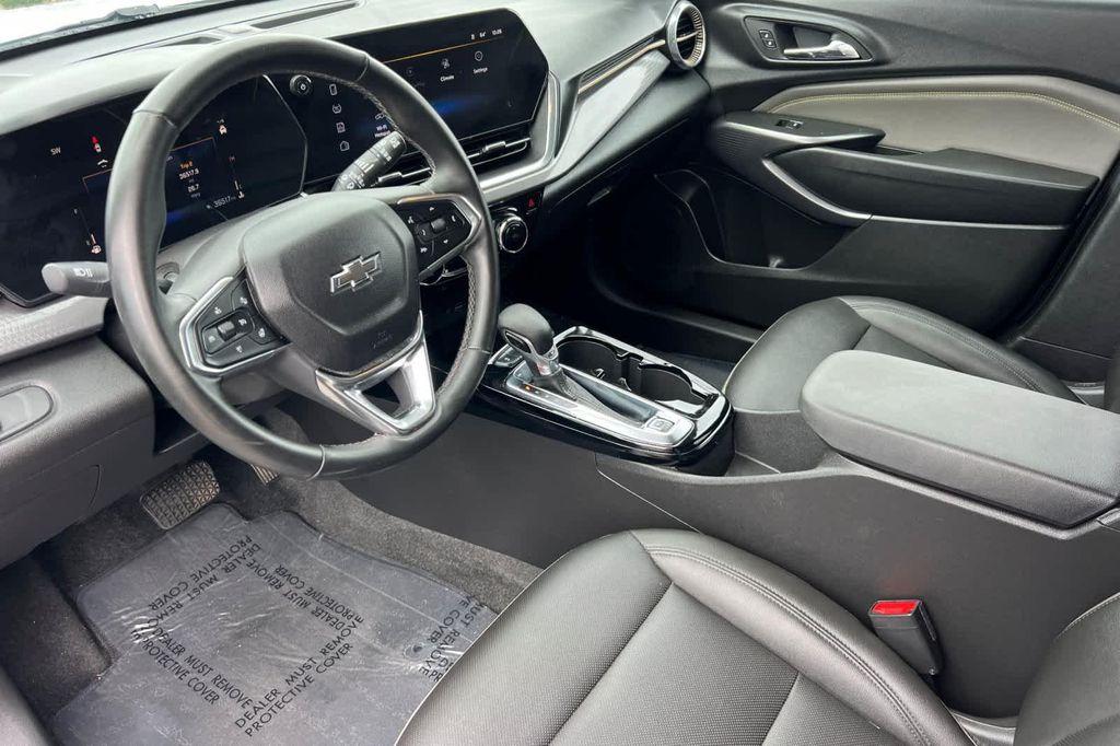 used 2024 Chevrolet Trax car, priced at $25,084
