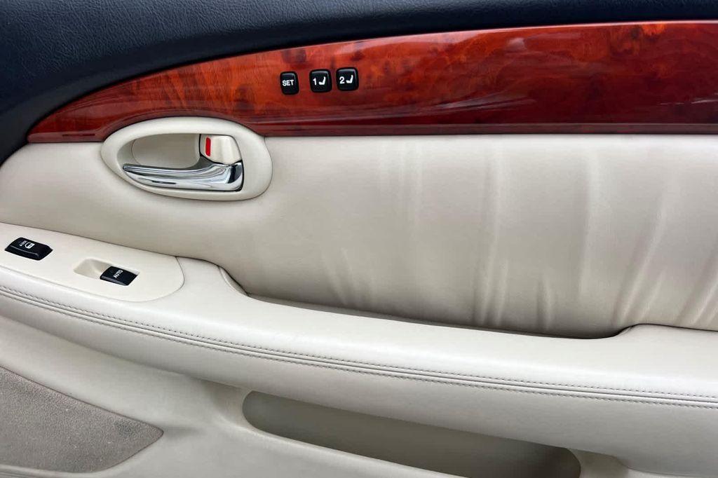 used 2006 Lexus SC 430 car, priced at $16,999