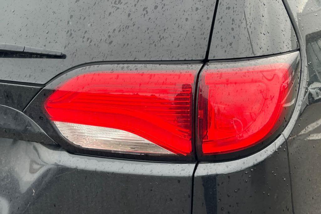 used 2019 Chrysler Pacifica car, priced at $15,999