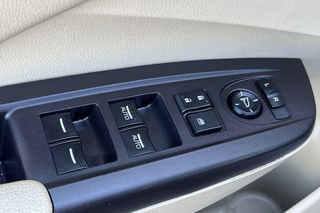 used 2017 Acura RDX car, priced at $16,977