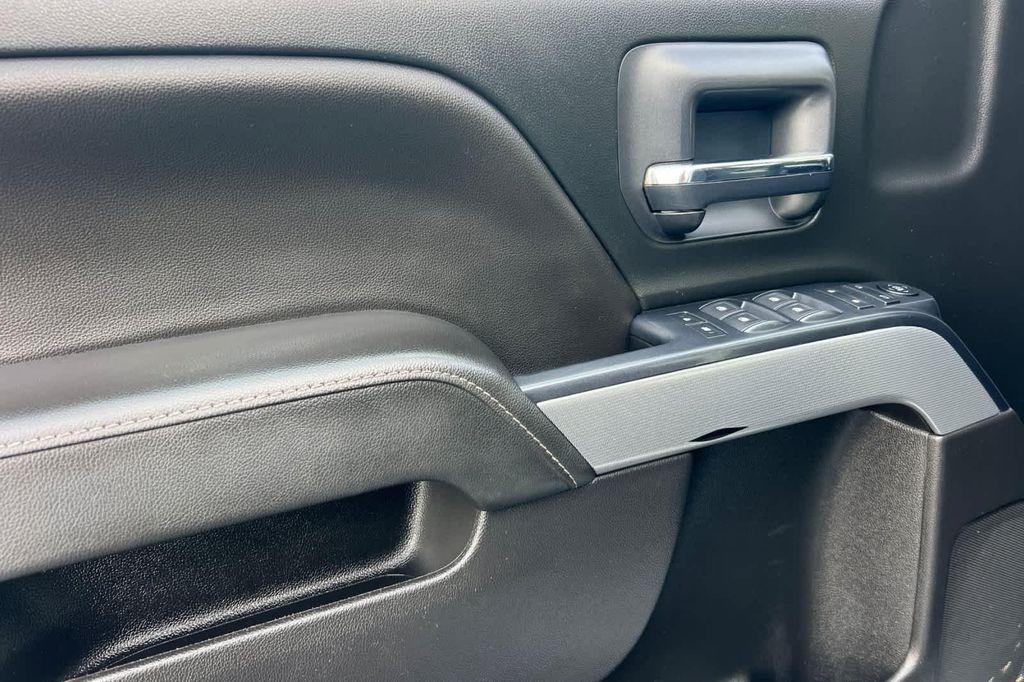 used 2018 Chevrolet Silverado 1500 car, priced at $25,877