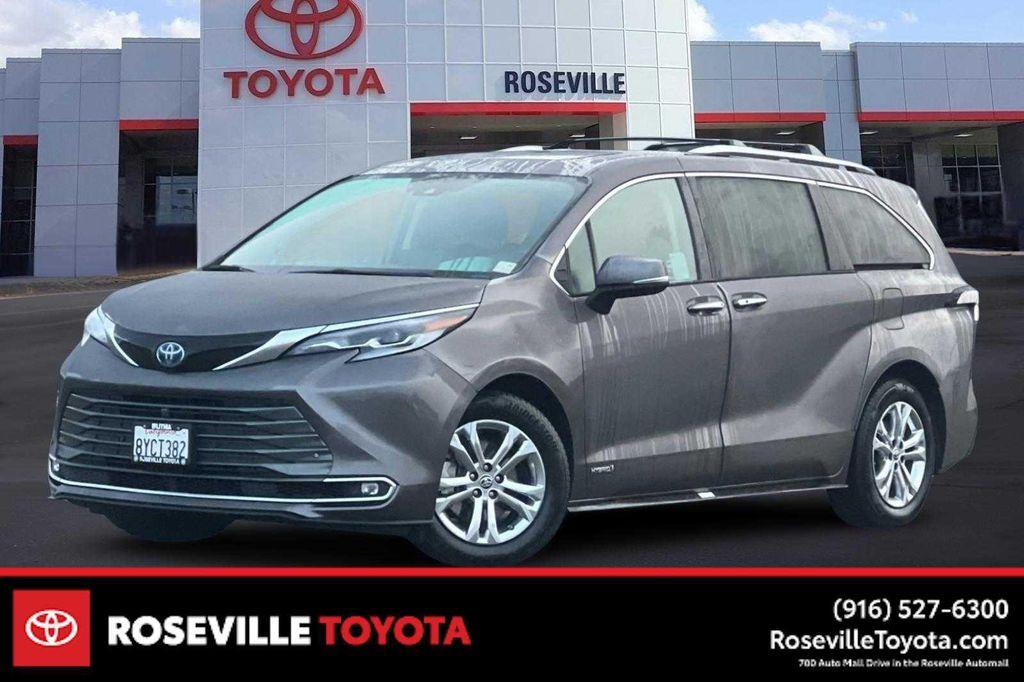 used 2021 Toyota Sienna car, priced at $29,999