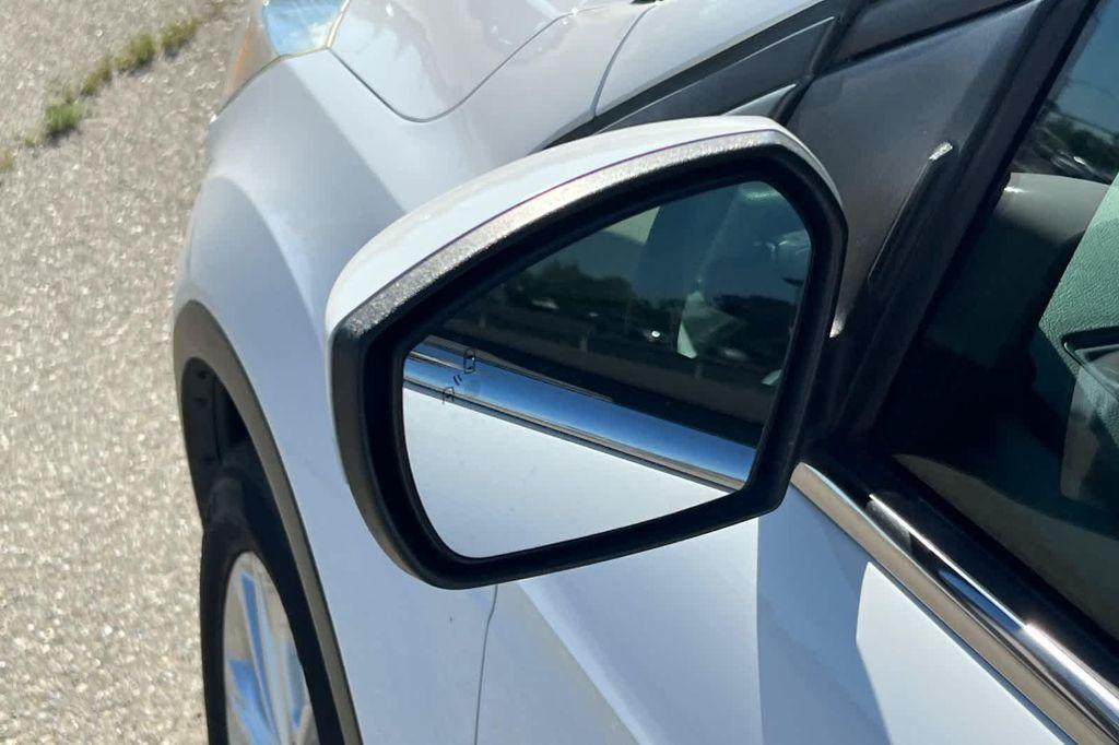 used 2018 Ford Escape car, priced at $12,999