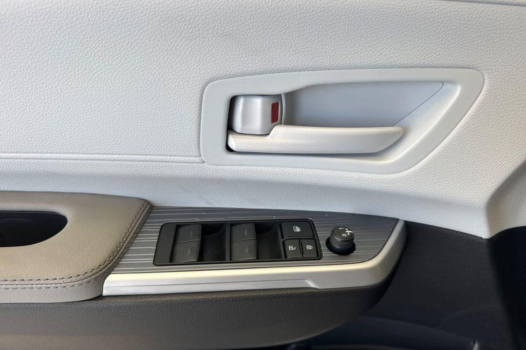 new 2026 Toyota Sienna car, priced at $48,445