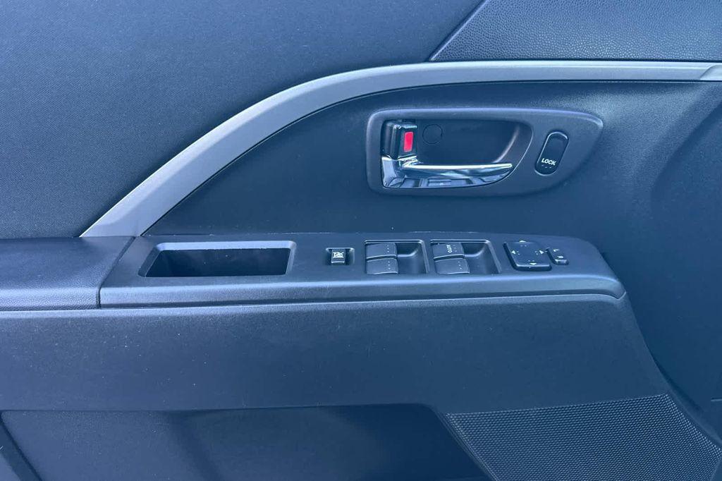 used 2012 Mazda Mazda5 car, priced at $8,977