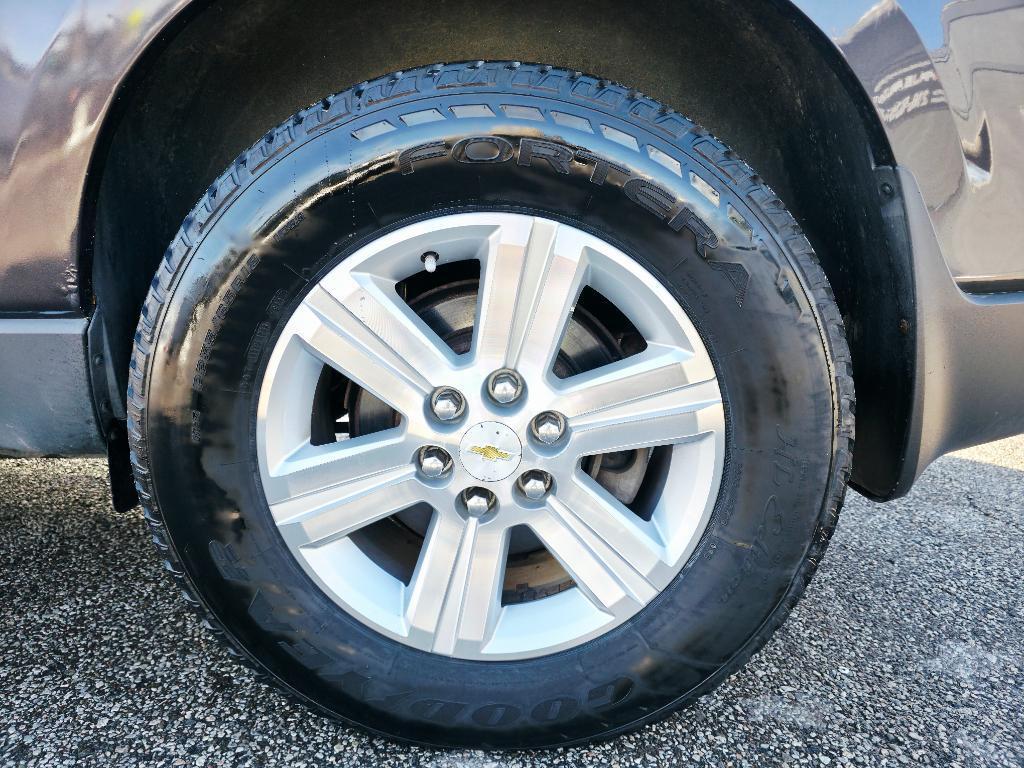 used 2013 Chevrolet Traverse car, priced at $8,990