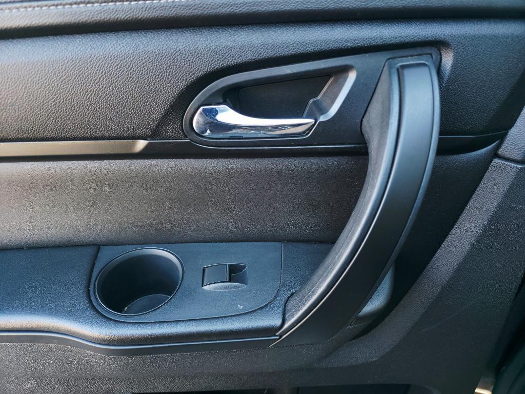 used 2013 Chevrolet Traverse car, priced at $8,990