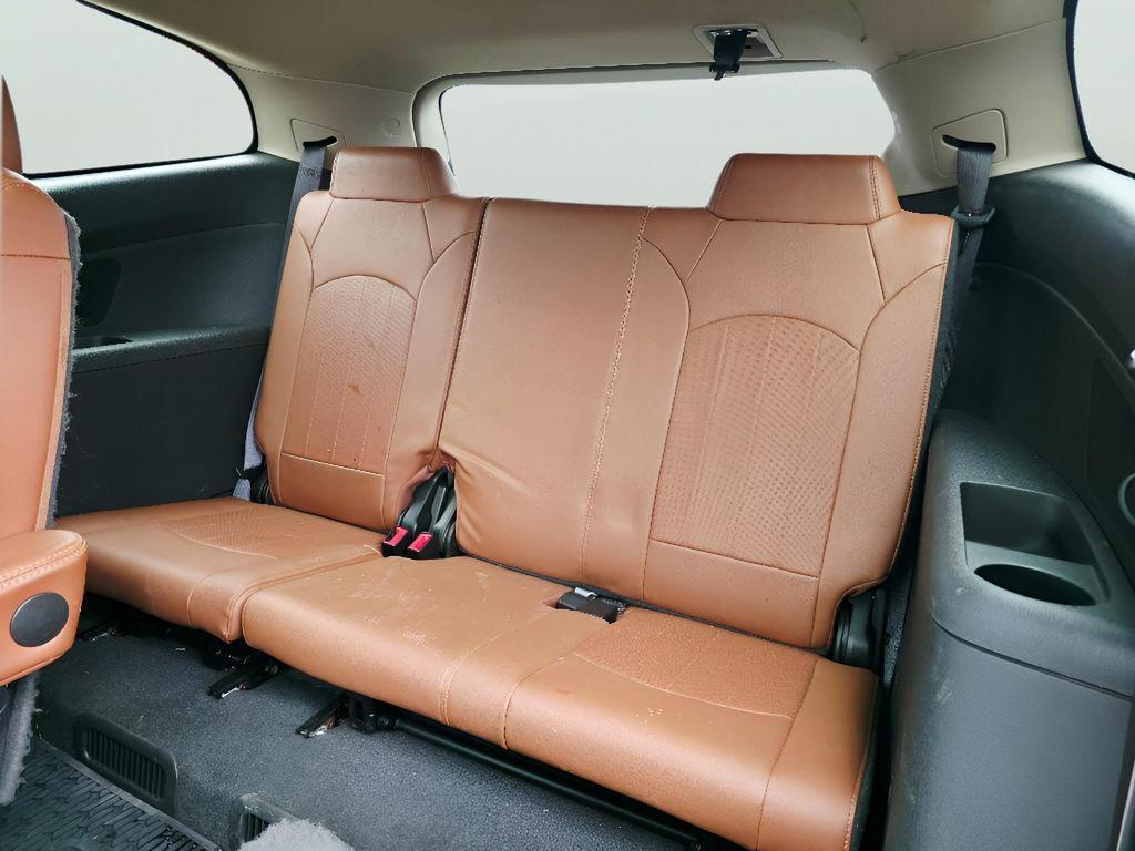 used 2015 Chevrolet Traverse car, priced at $11,897