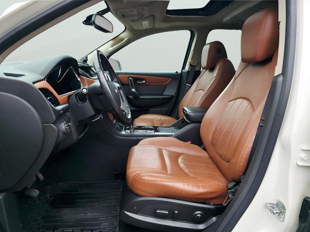 used 2015 Chevrolet Traverse car, priced at $11,897