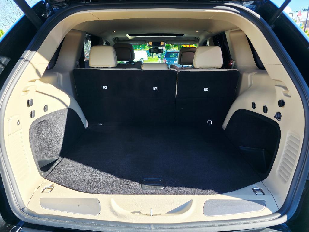 used 2018 Jeep Grand Cherokee car, priced at $15,936