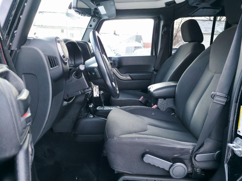 used 2015 Jeep Wrangler Unlimited car, priced at $12,867