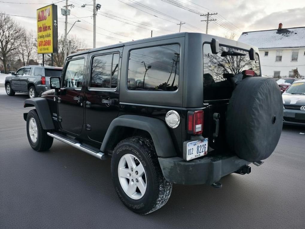 used 2015 Jeep Wrangler Unlimited car, priced at $12,867