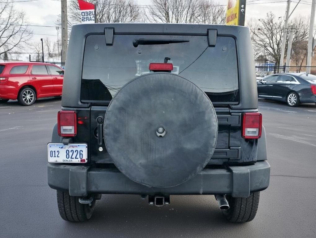 used 2015 Jeep Wrangler Unlimited car, priced at $12,867