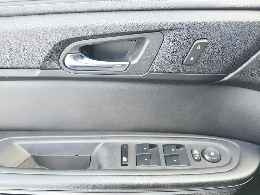 used 2017 Chevrolet Traverse car, priced at $9,867